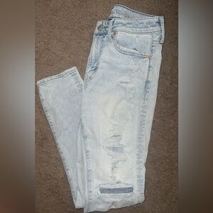 American Eagle Men’s AirFlow Distressed Light Wash Denim Jeans